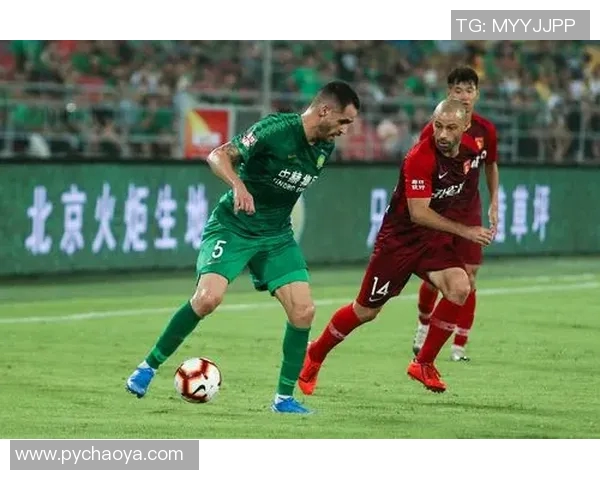 实拍国安与华夏精彩对决全景回顾球场热情瞬间尽在其中