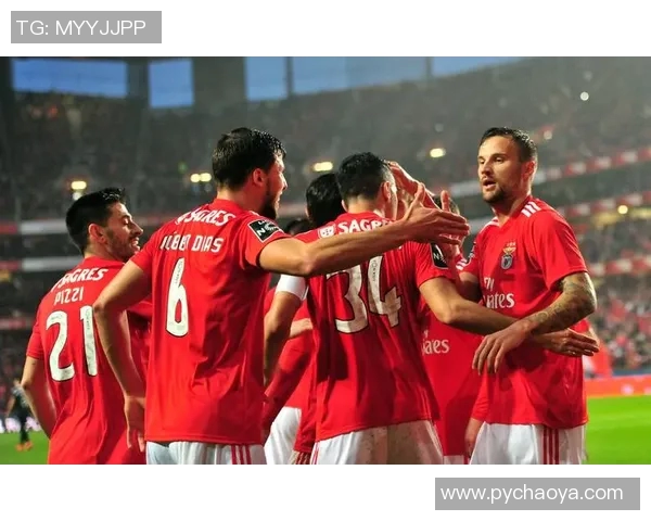 基迪纳摩迎战切尔两争夺胜利双方实力对决引人关注